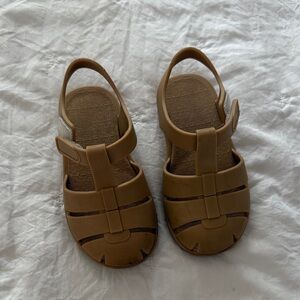 Zara Girls Tan Jelly Sandals size 23